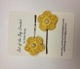 Crochet Flower Bobby Pin Set, Yellow